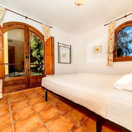 Bennecke Loretti Apartment